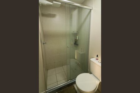 Apartamento para alugar com 75m², 2 quartos e 1 vaga Apartamento para alugar com 75m², 2 quartos e 1 vagaBanheiro da Suíte