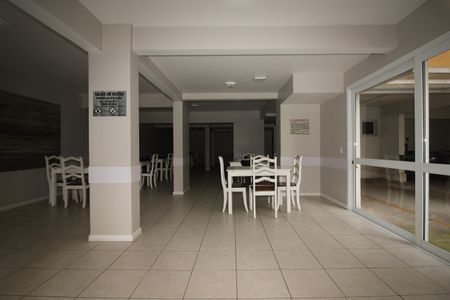 Apartamento para alugar com 75m², 2 quartos e 1 vaga Apartamento para alugar com 75m², 2 quartos e 1 vagaÁrea comum - Salão de festas 1