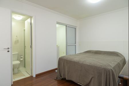 Apartamento para alugar com 240m², 3 quartos e 2 vagas Apartamento para alugar com 240m², 3 quartos e 2 vagasSuíte
