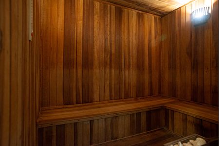 Apartamento para alugar com 240m², 3 quartos e 2 vagas Apartamento para alugar com 240m², 3 quartos e 2 vagasÁrea comum - Sauna