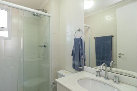 Apartamento para alugar com 240m², 3 quartos e 2 vagas Apartamento para alugar com 240m², 3 quartos e 2 vagasBanheiro 2