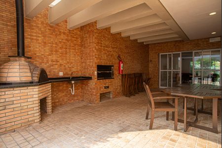 Apartamento para alugar com 240m², 3 quartos e 2 vagas Apartamento para alugar com 240m², 3 quartos e 2 vagasÁrea comum - Churrasqueira