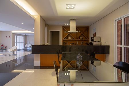 Apartamento para alugar com 240m², 3 quartos e 2 vagas Apartamento para alugar com 240m², 3 quartos e 2 vagasÁrea comum - Salão de festas