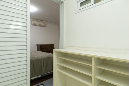 Apartamento para alugar com 240m², 3 quartos e 2 vagas Apartamento para alugar com 240m², 3 quartos e 2 vagasCloset da Suíte