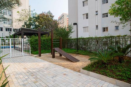 Apartamento para alugar com 240m², 3 quartos e 2 vagas Apartamento para alugar com 240m², 3 quartos e 2 vagasÁrea comum - Academia ao ar livre