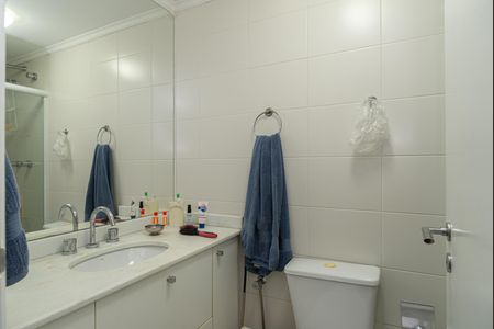 Apartamento para alugar com 240m², 3 quartos e 2 vagas Apartamento para alugar com 240m², 3 quartos e 2 vagasBanheiro da Suíte