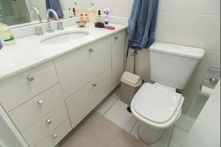 Apartamento para alugar com 240m², 3 quartos e 2 vagas Apartamento para alugar com 240m², 3 quartos e 2 vagasBanheiro da Suíte