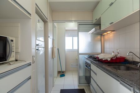 Apartamento para alugar com 240m², 3 quartos e 2 vagas Apartamento para alugar com 240m², 3 quartos e 2 vagasCozinha