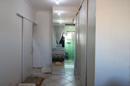 Apartamento à venda com 105m², 2 quartos e 1 vaga Apartamento à venda com 105m², 2 quartos e 1 vagaSuíte