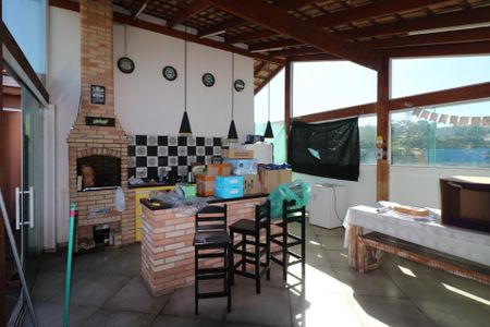 Apartamento à venda com 105m², 2 quartos e 1 vaga Apartamento à venda com 105m², 2 quartos e 1 vagaÁrea de ServiçoCobertura