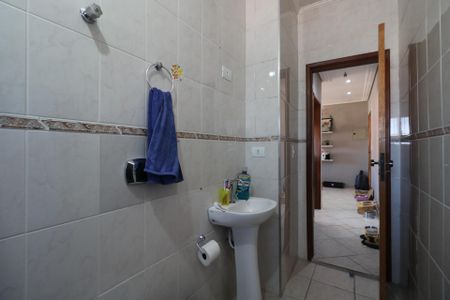 Apartamento à venda com 105m², 2 quartos e 1 vaga Apartamento à venda com 105m², 2 quartos e 1 vagaBanheiro