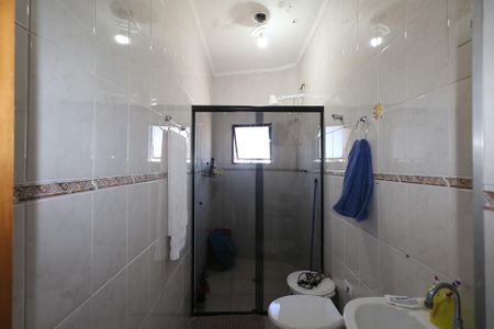 Apartamento à venda com 105m², 2 quartos e 1 vaga Apartamento à venda com 105m², 2 quartos e 1 vagaBanheiro