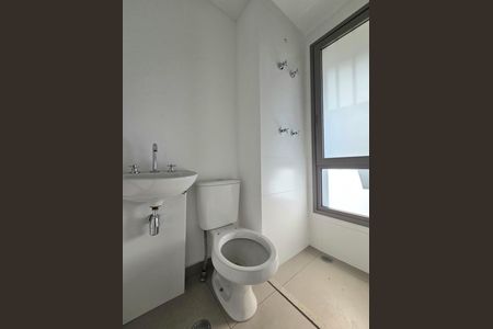 Apartamento à venda com 141m², 3 quartos e 2 vagas Apartamento à venda com 141m², 3 quartos e 2 vagasBanheiro de serviço