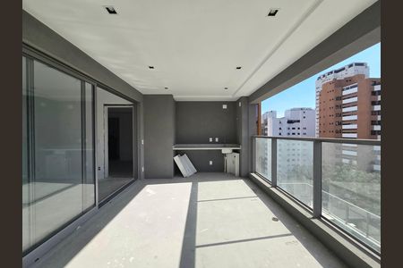 Apartamento à venda com 141m², 3 quartos e 2 vagas Apartamento à venda com 141m², 3 quartos e 2 vagasVaranda da Sala