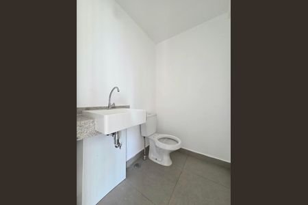 Apartamento à venda com 141m², 3 quartos e 2 vagas Apartamento à venda com 141m², 3 quartos e 2 vagasLavabo