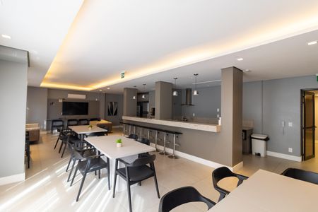 Apartamento à venda com 100m², 3 quartos e 2 vagasÁrea comum - Salão de festas