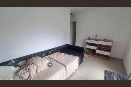 Casa de condomínio à venda com 300m², 4 quartos e 5 vagas Casa de condomínio à venda com 300m², 4 quartos e 5 vagasQuarto
