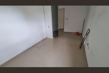 Casa de condomínio à venda com 300m², 4 quartos e 5 vagas Casa de condomínio à venda com 300m², 4 quartos e 5 vagasQuarto