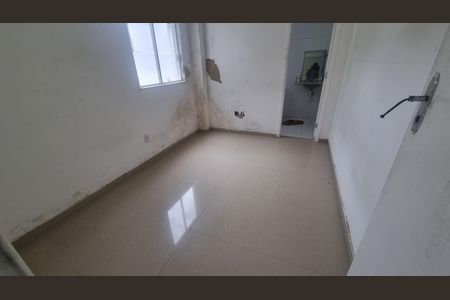 Casa de condomínio à venda com 300m², 4 quartos e 5 vagas Casa de condomínio à venda com 300m², 4 quartos e 5 vagasQuarto