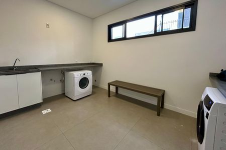 Apartamento para alugar com 34m², 1 quarto e 1 vaga Apartamento para alugar com 34m², 1 quarto e 1 vagaLavanderia