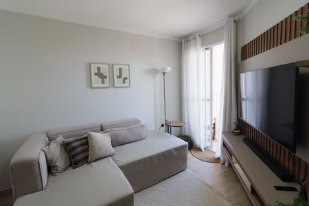 Sala de apartamento à venda com 2 quartos, 52m² em Padroeira, Osasco