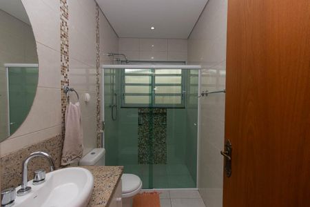 Casa à venda com 360m², 3 quartos e 5 vagas Casa à venda com 360m², 3 quartos e 5 vagasBanheiro Social