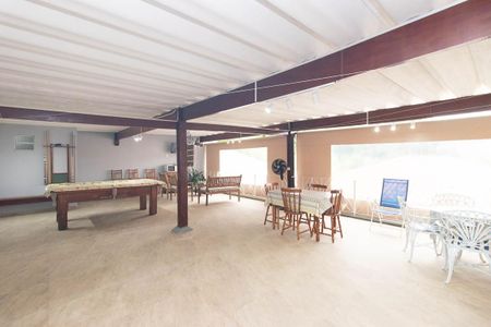 Casa à venda com 360m², 3 quartos e 5 vagas Casa à venda com 360m², 3 quartos e 5 vagasÁrea gourmet