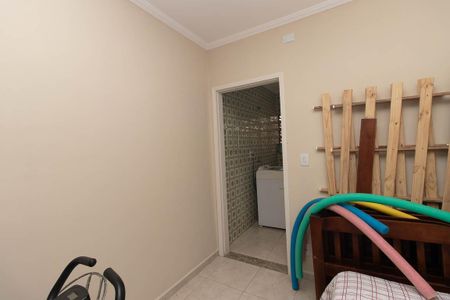 Casa à venda com 360m², 3 quartos e 5 vagas Casa à venda com 360m², 3 quartos e 5 vagasQuarto de Serviço