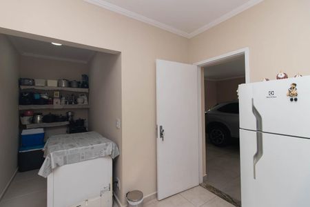 Casa à venda com 360m², 3 quartos e 5 vagas Casa à venda com 360m², 3 quartos e 5 vagasDespensa