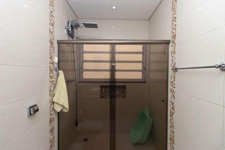 Casa à venda com 360m², 3 quartos e 5 vagas Casa à venda com 360m², 3 quartos e 5 vagasBanheiro da Suíte 1