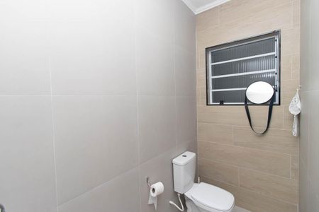 Casa à venda com 360m², 3 quartos e 5 vagas Casa à venda com 360m², 3 quartos e 5 vagasLavabo 2