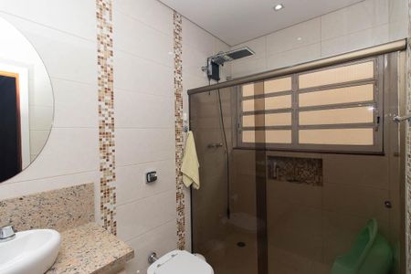 Casa à venda com 360m², 3 quartos e 5 vagas Casa à venda com 360m², 3 quartos e 5 vagasBanheiro da Suíte 1