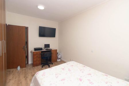 Casa à venda com 360m², 3 quartos e 5 vagas Casa à venda com 360m², 3 quartos e 5 vagasQuarto Suíte 2