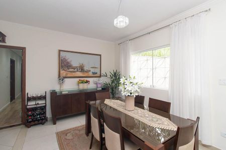 Casa à venda com 360m², 3 quartos e 5 vagas Casa à venda com 360m², 3 quartos e 5 vagasSala de Jantar