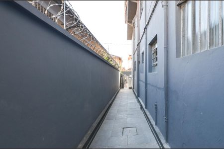 Entrada de kitnet/studio para alugar com 2 quartos, 38m² em Santa Efigênia, Belo Horizonte