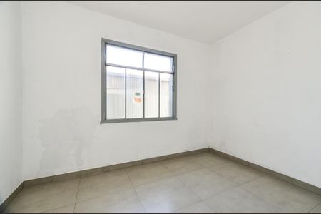 Quarto 1 de kitnet/studio para alugar com 2 quartos, 38m² em Santa Efigênia, Belo Horizonte