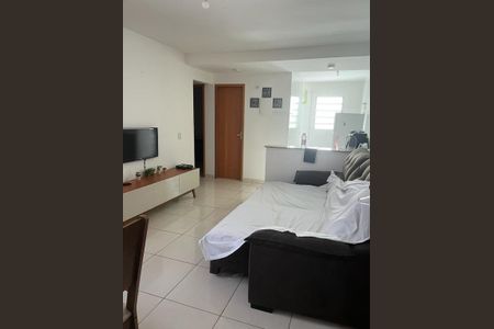 Sala de apartamento para alugar com 2 quartos, 60m² em Parque Jose Alexandre, Carapicuíba