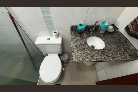 Apartamento à venda com 104m², 2 quartos e 1 vaga Apartamento à venda com 104m², 2 quartos e 1 vagaBanheiro