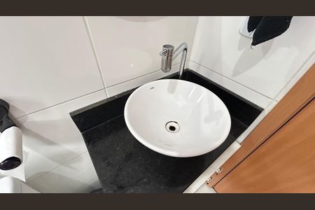 Apartamento para alugar com 38m², 2 quartos e sem vagaBanheiro
