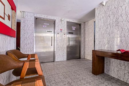Apartamento à venda com 50m², 1 quarto e 1 vaga Apartamento à venda com 50m², 1 quarto e 1 vagaHall social