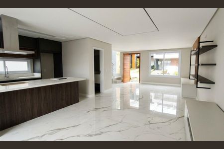 Sala de casa de condomínio para alugar com 3 quartos, 78m² em Jansen, Gravataí