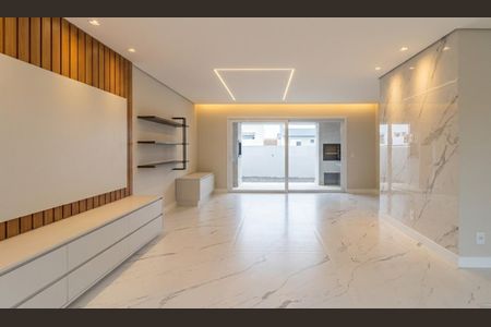 Sala de casa de condomínio para alugar com 3 quartos, 78m² em Jansen, Gravataí