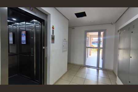 Apartamento para alugar com 37m², 1 quarto e sem vaga Apartamento para alugar com 37m², 1 quarto e sem vagaElevador e hall