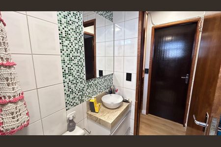 Apartamento à venda com 52m², 2 quartos e 1 vaga Apartamento à venda com 52m², 2 quartos e 1 vagaBanheiro
