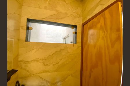 Apartamento para alugar com 58m², 2 quartos e sem vagaBanheiro