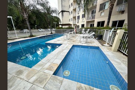 Apartamento para alugar com 75m², 2 quartos e 1 vagaÁrea comum - Piscina