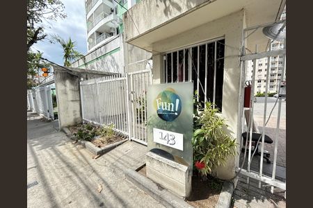 Apartamento para alugar com 75m², 2 quartos e 1 vagaPortaria