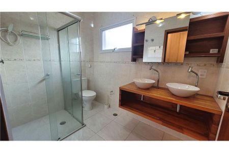 Banheiro de casa à venda com 3 quartos, 142m² em Centro, São Bernardo do Campo