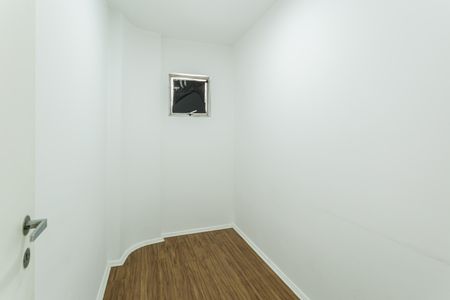 Apartamento à venda com 87m², 2 quartos e 1 vaga Apartamento à venda com 87m², 2 quartos e 1 vagaQuarto de Serviço