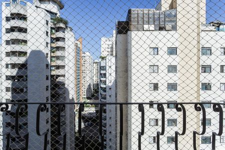 Apartamento à venda com 87m², 2 quartos e 1 vaga Apartamento à venda com 87m², 2 quartos e 1 vagaVaranda